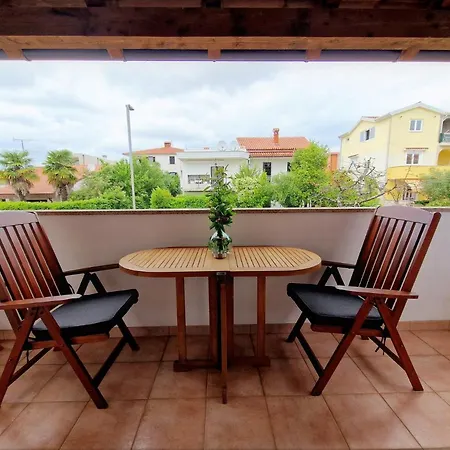 Villa Aleksandar Porec Exterior photo