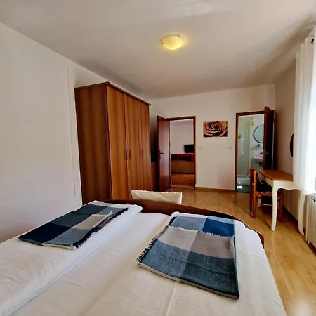 Villa Aleksandar Porec Exterior photo
