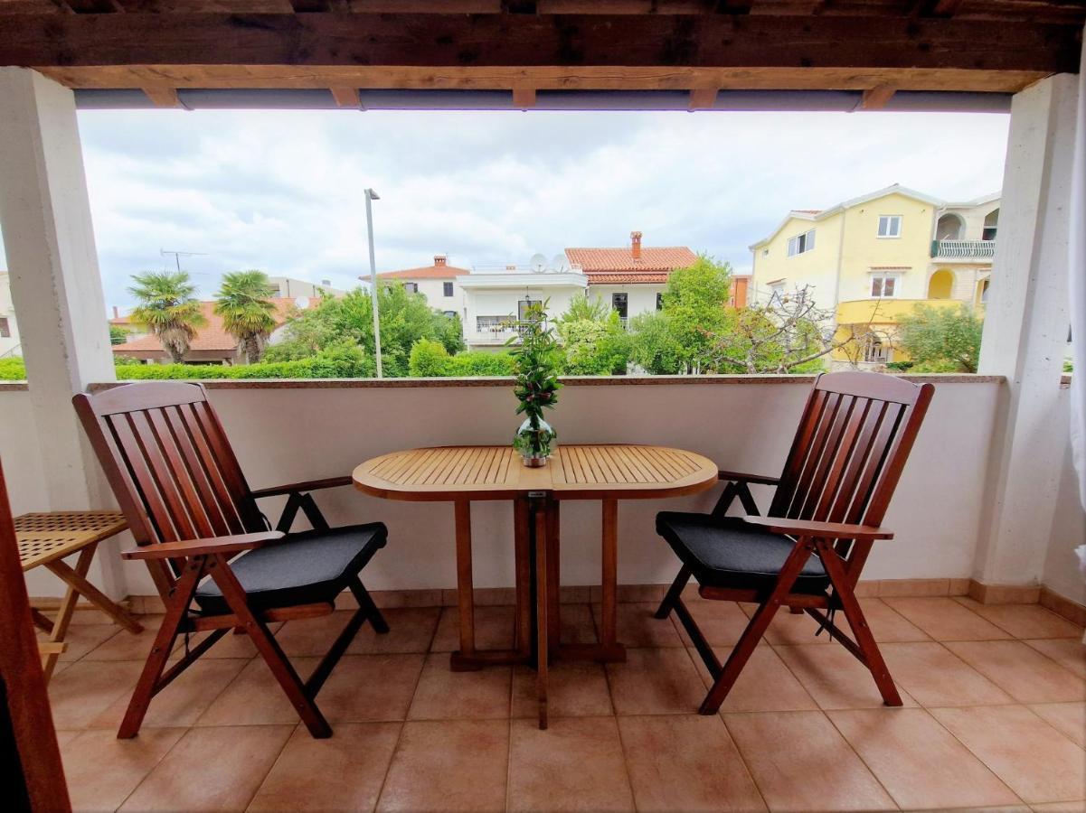 Aleksandar Apartment *